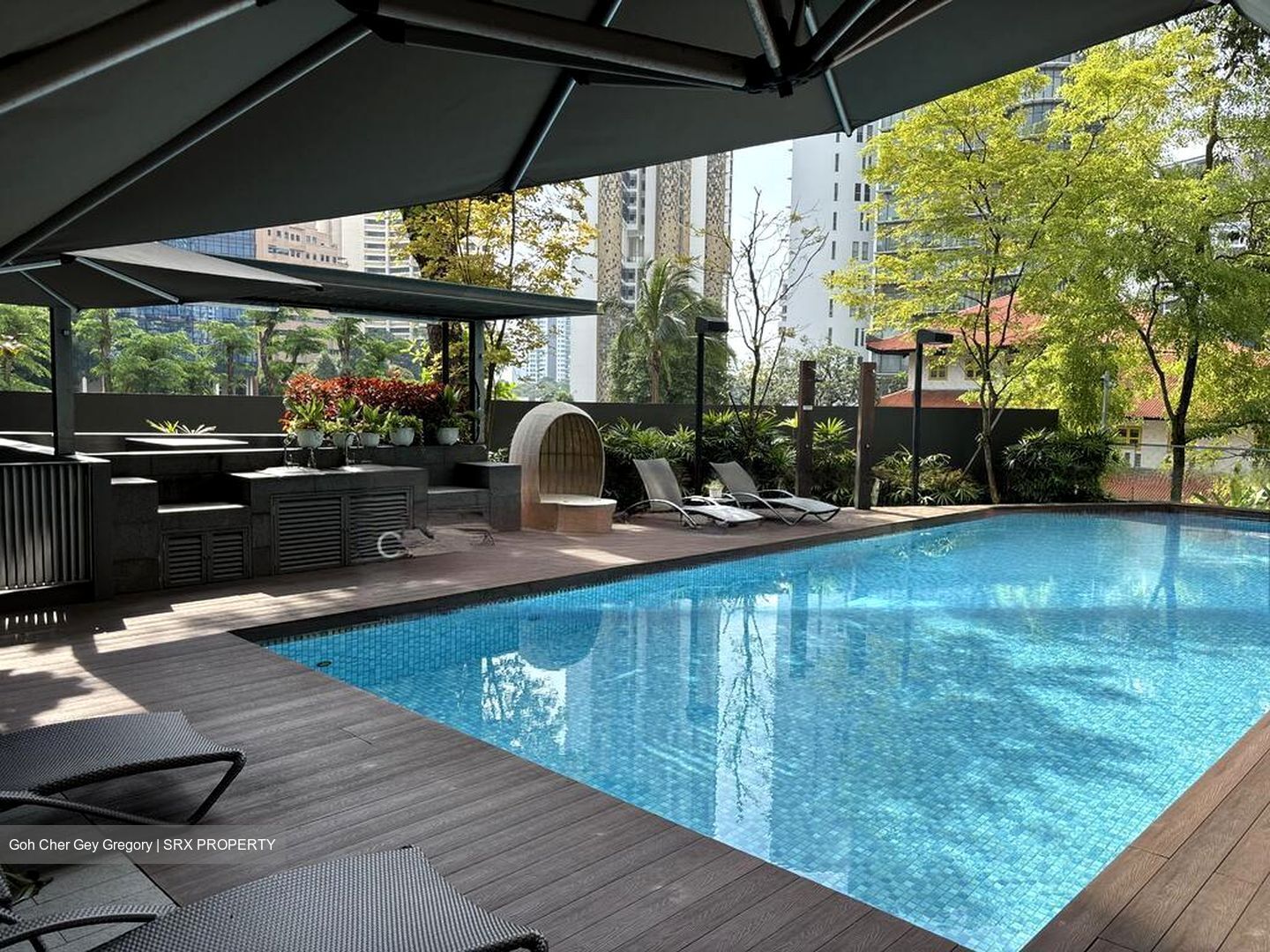 The Peak @ Cairnhill II (D9), Apartment #521580041